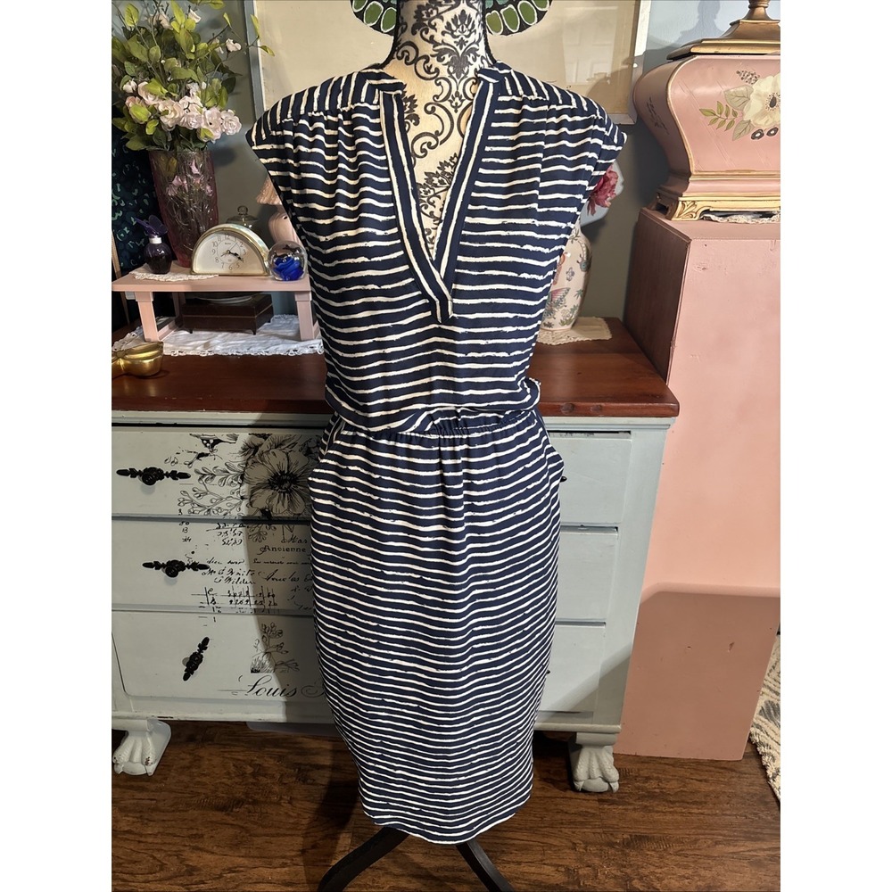 Banana Republic Women's Petite Size 4 Petite Midi Blue‎ and White Striped Dress